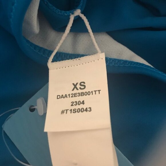 NWT CUPSHE Women's Ruffled One Piece Swimsuit V Neck Lace Up Back Royal Blue XS - Picture 11 of 14